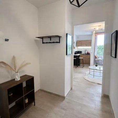 Cosy Avec Terrasse A Deux Pas De La ! Appartement La Grande-Motte